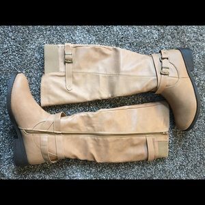 Qupid knee high buckle boots